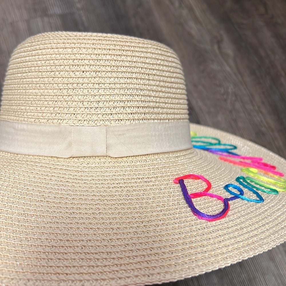 Straw Hat - Picture 2 of 4